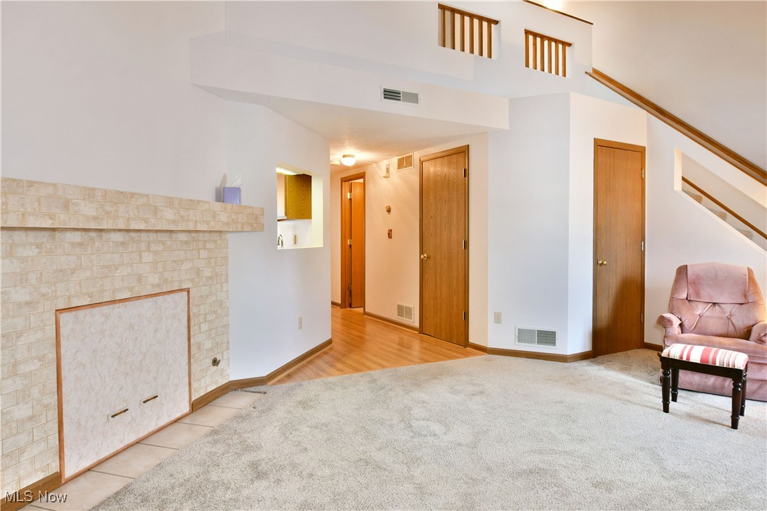 Lake Pointe Condo - Residential