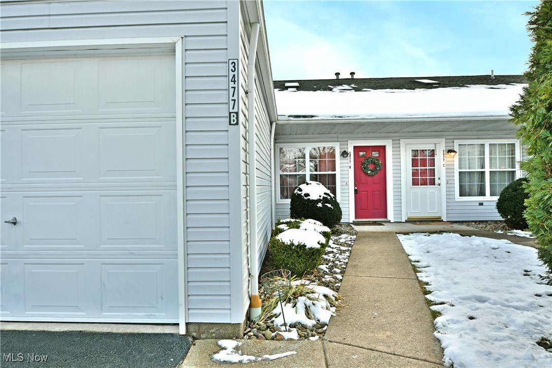 Lake Pointe Condo - Residential