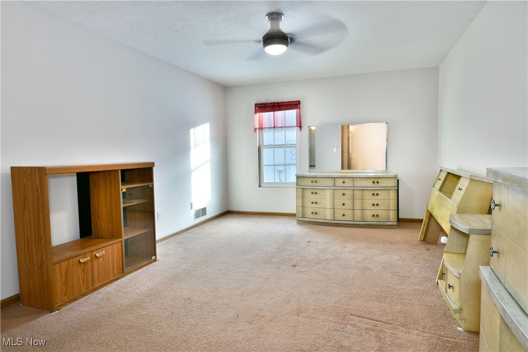 Lake Pointe Condo - Residential