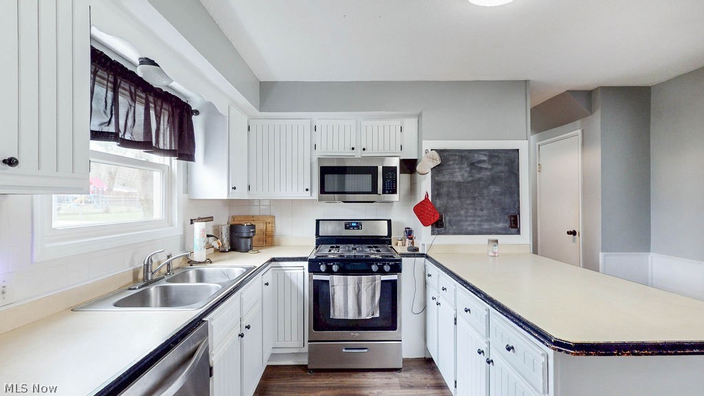 BEECHCREST 2 LOT 233 F 75.00 - Residential