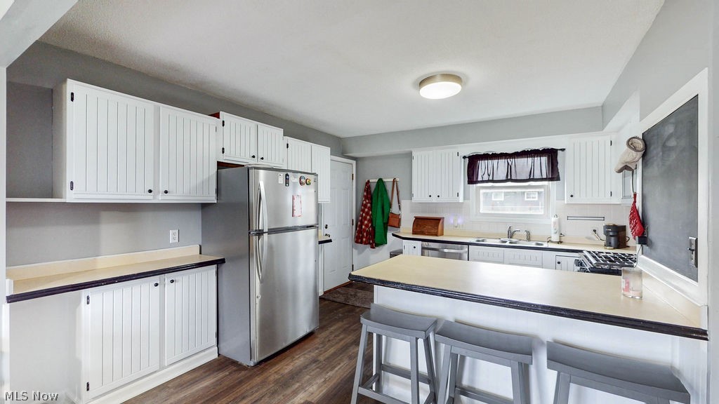 BEECHCREST 2 LOT 233 F 75.00 - Residential