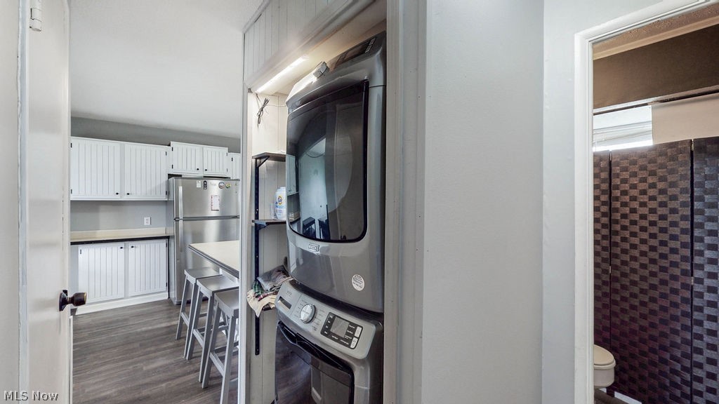 BEECHCREST 2 LOT 233 F 75.00 - Residential