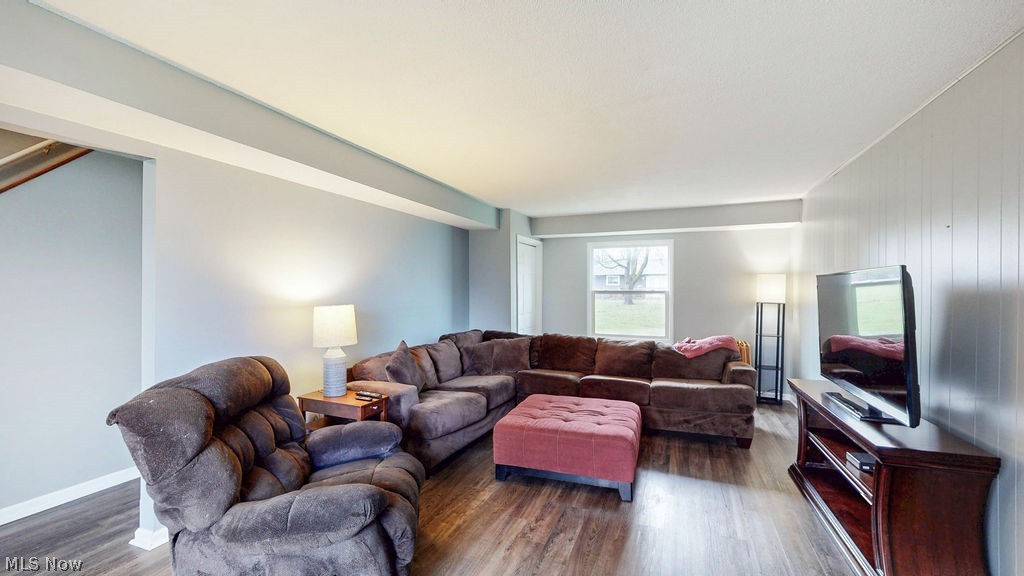 BEECHCREST 2 LOT 233 F 75.00 - Residential