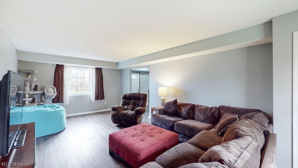 BEECHCREST 2 LOT 233 F 75.00 - Residential