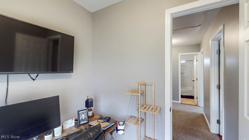 BEECHCREST 2 LOT 233 F 75.00 - Residential