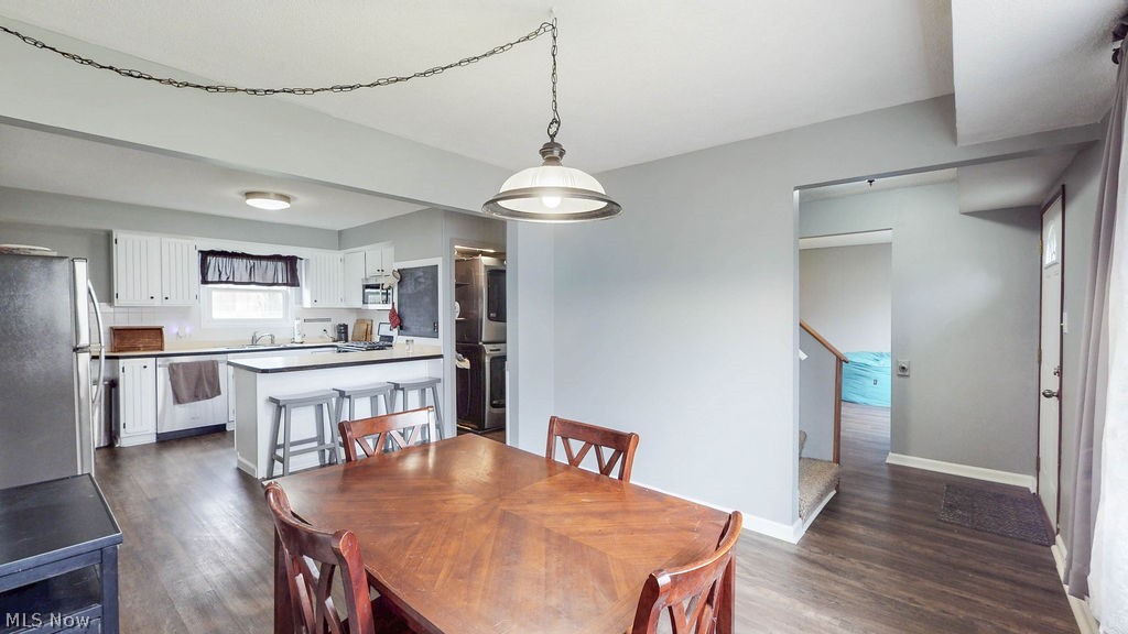 BEECHCREST 2 LOT 233 F 75.00 - Residential