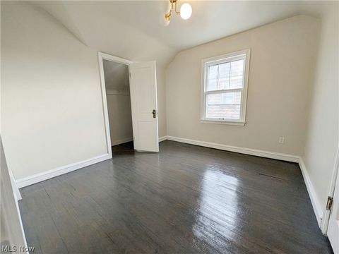 Tiny photo for 5550 Grasmere Avenue, Maple Heights, OH 44137 (MLS # 5190367)