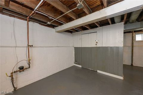 Tiny photo for 5550 Grasmere Avenue, Maple Heights, OH 44137 (MLS # 5190367)