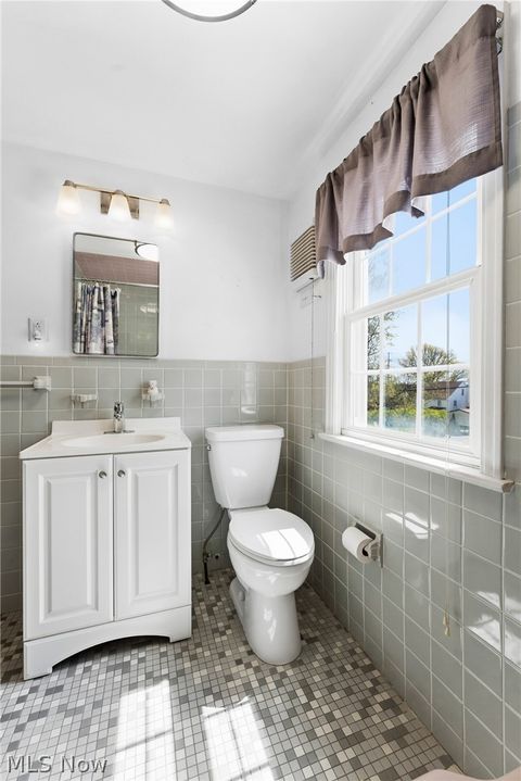 Tiny photo for 400 31st Street NW, Canton, OH 44709 (MLS # 5197170)