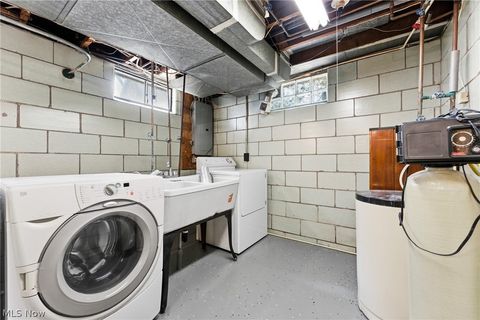 Tiny photo for 400 31st Street NW, Canton, OH 44709 (MLS # 5197170)