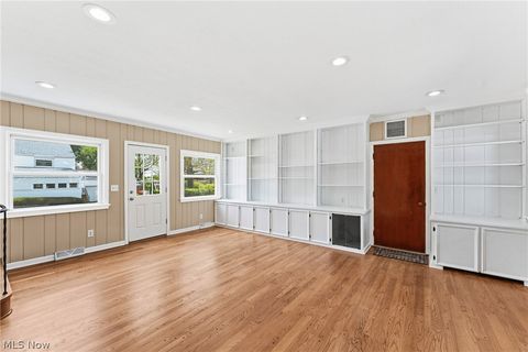 Tiny photo for 400 31st Street NW, Canton, OH 44709 (MLS # 5197170)