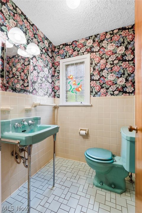 Tiny photo for 400 31st Street NW, Canton, OH 44709 (MLS # 5197170)