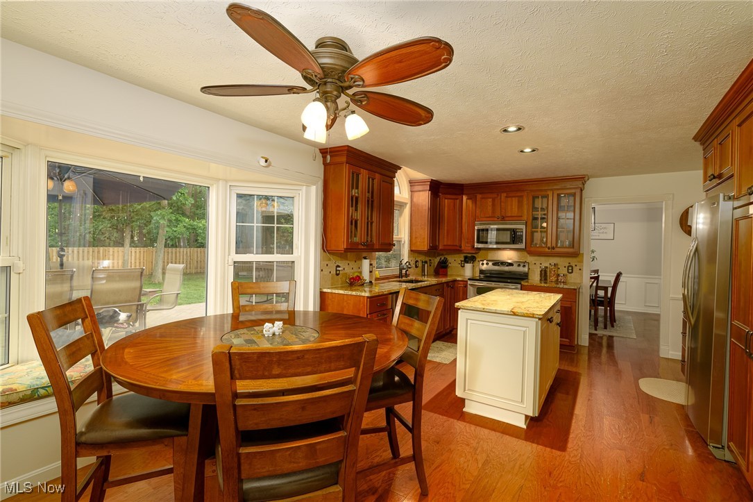 20686 Wildwood Lane, Strongsville, Ohio image 14