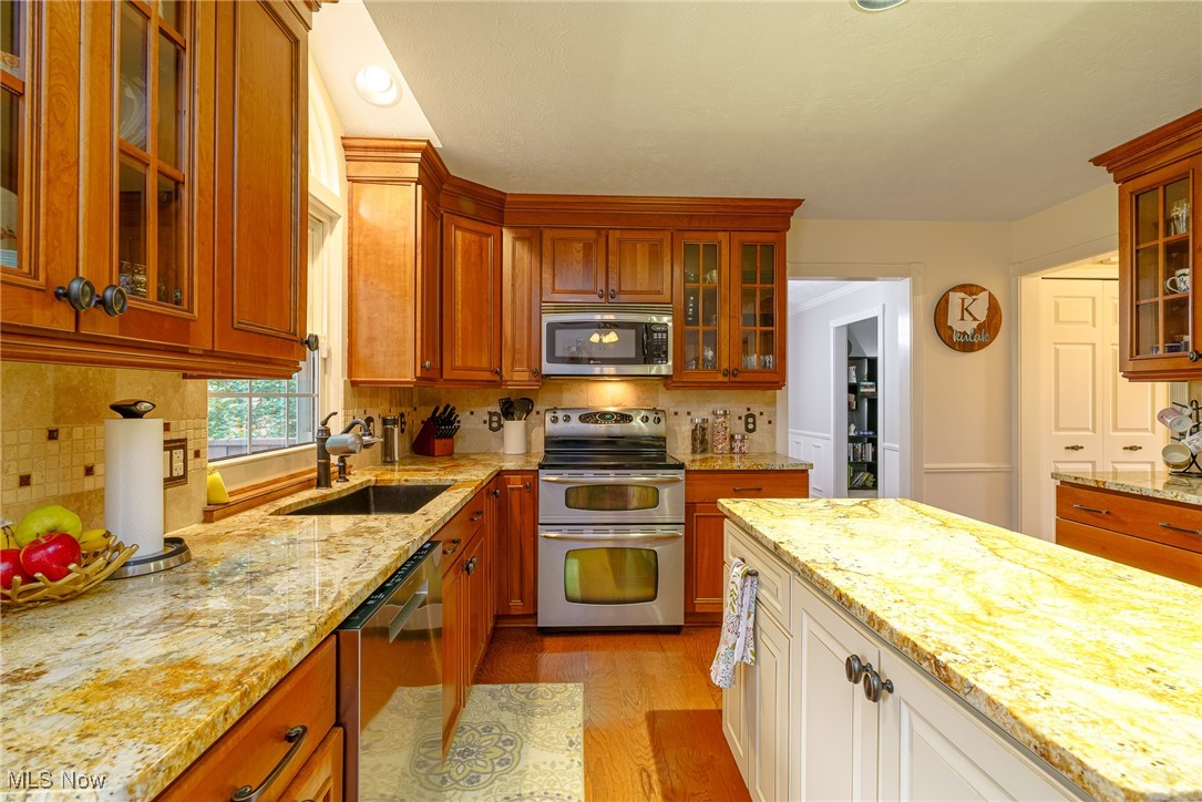 20686 Wildwood Lane, Strongsville, Ohio image 13