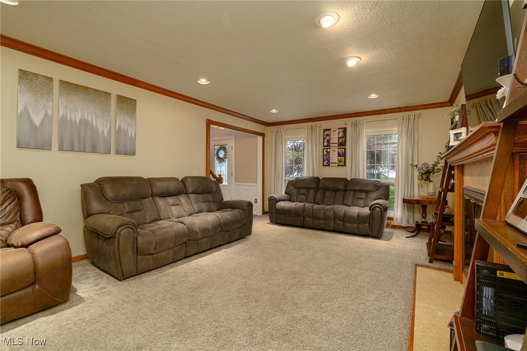 20686 Wildwood Lane, Strongsville, Ohio image 9