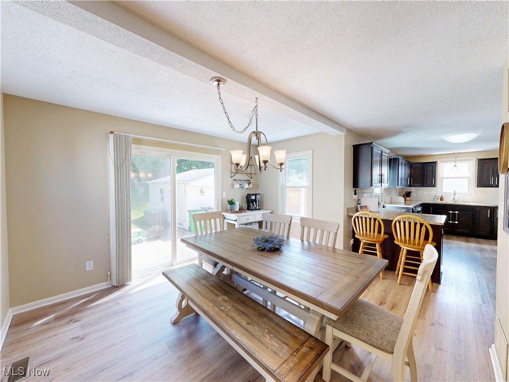 2207 Larchmont Drive, Wickliffe, Ohio image 19