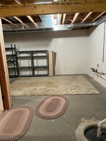 Crown Hill condominiums - Residential