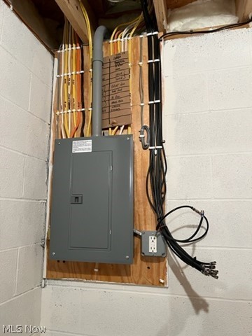 Crown Hill condominiums - Residential