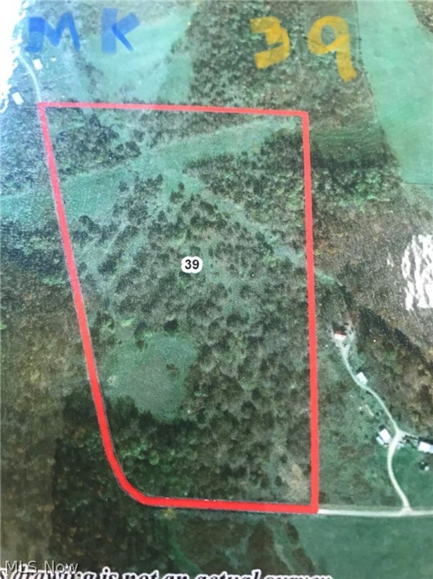 First time offered! +/- 39 vacant AEP land in Muskingum Co Ohio. Mix of open and wooded acreage. Lots of road frontage. 1 hr and 40 minutes from Millersburg, New Philly, Columbus. All mineral rights owned transfer with exception of oil/gas rights.