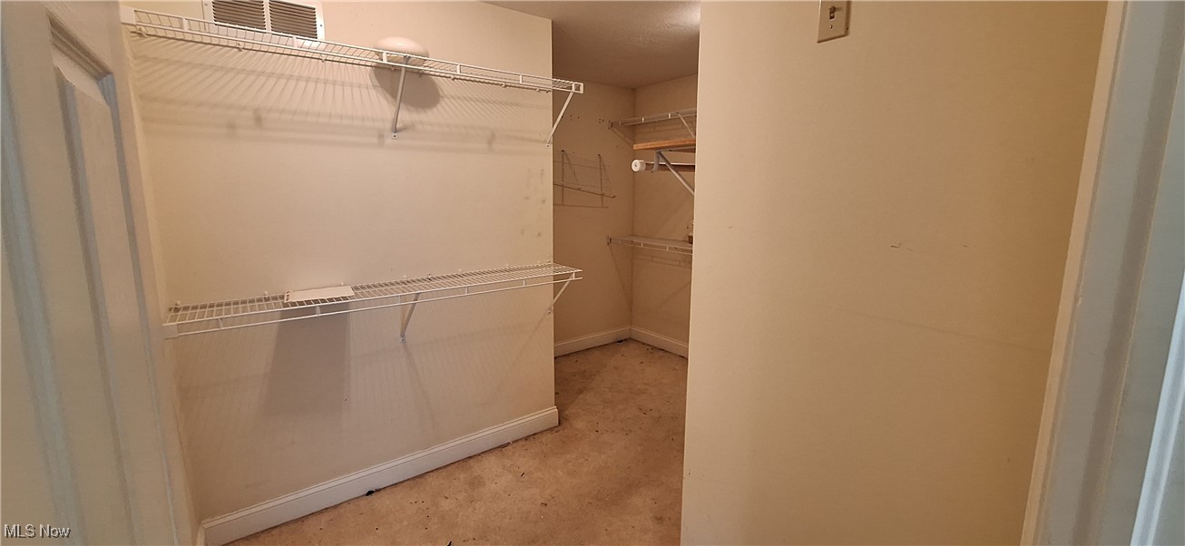 Chateaux/Emery Woods - Residential