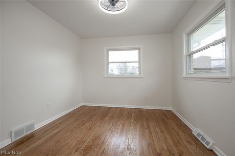 Tiny photo for 9613 Melody Lane, Brooklyn, OH 44144 (MLS # 5198115)