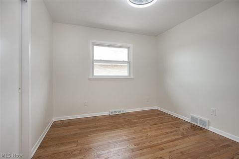 Tiny photo for 9613 Melody Lane, Brooklyn, OH 44144 (MLS # 5198115)