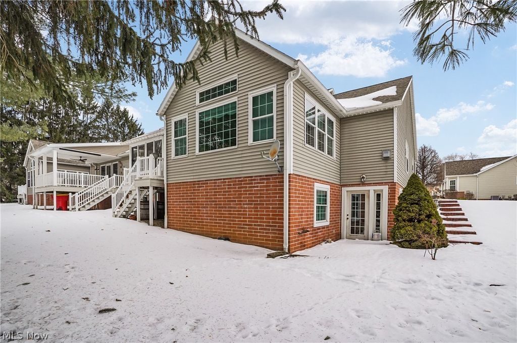 Photo of 2837 Stratford Circle, Akron, OH 44312 (MLS # 5187011)