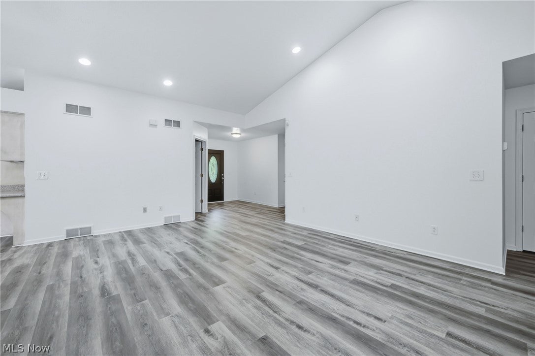 3721 Mercedes Place 10