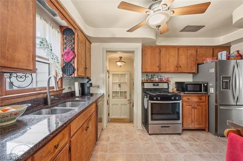 Tiny photo for 10821 Woodview Boulevard, Parma Heights, OH 44130 (MLS # 5219433)