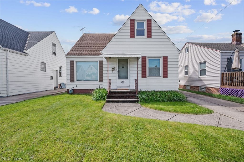 Photo of 5503 Westlake Avenue, Parma, OH 44129 (MLS # 5206010)
