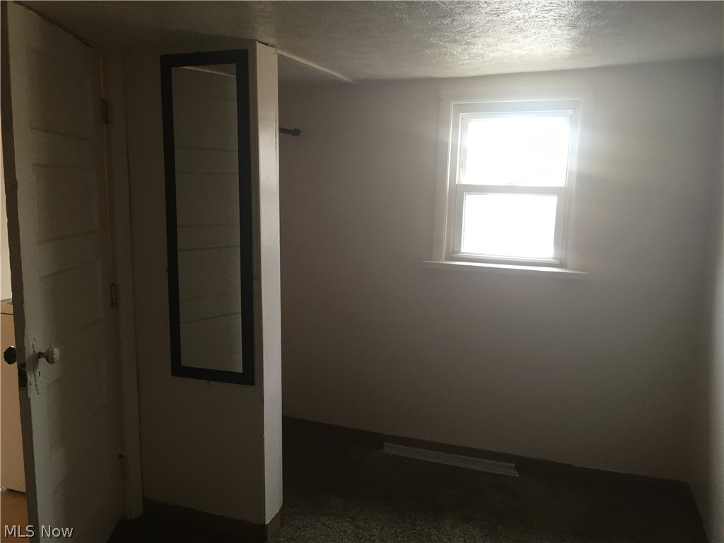 Kenmore - Residential Lease