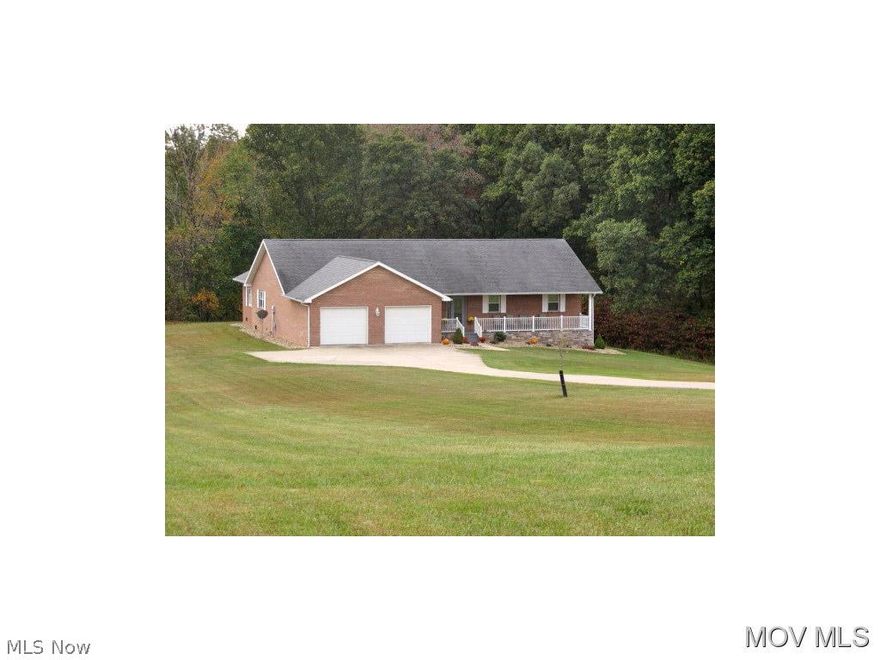 Located in the Warren School District this  pristine 3 bedroom, 2 bath quality all brick ranch  sits on 2.14 acres of peace and quite. Features Complete One Floor Living w open floor plan, first floor laundry, fireside family room with cathedral ceilings, awesome kitchen, solid Oak cabinetry and hardwood floors. Geothermal heat and AC provide super low utility costs. Extra wide halls and doors for handicap living if needed. A Beautiful Home!  Elem: Warren Elementary School  Elem/Bus: Y  JrHigh: Warren Middle  JrHigh/Bus: Y  High: Warren High School  High/Bus: N  Fire: VOL  Police: SHF  ;SQFT=Fin L1:2616, Fin Above:2616, Fin Total:2616, Unfin Above:0;GAR= 2 Car Att