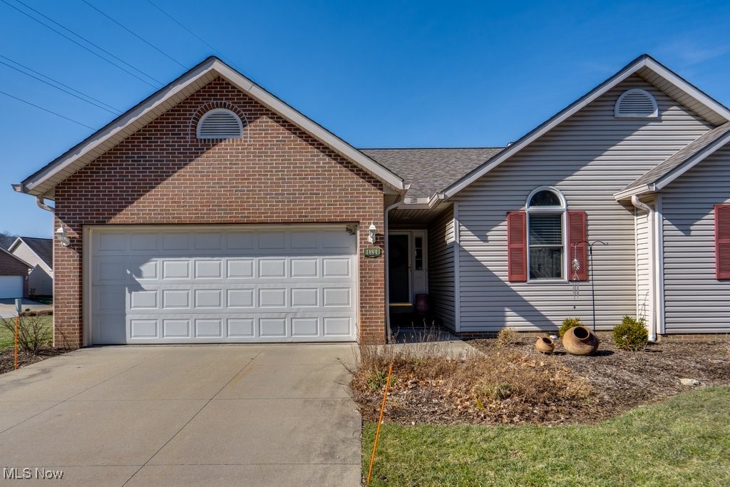 1484 Waters Edge Drive, Akron, Ohio image 2