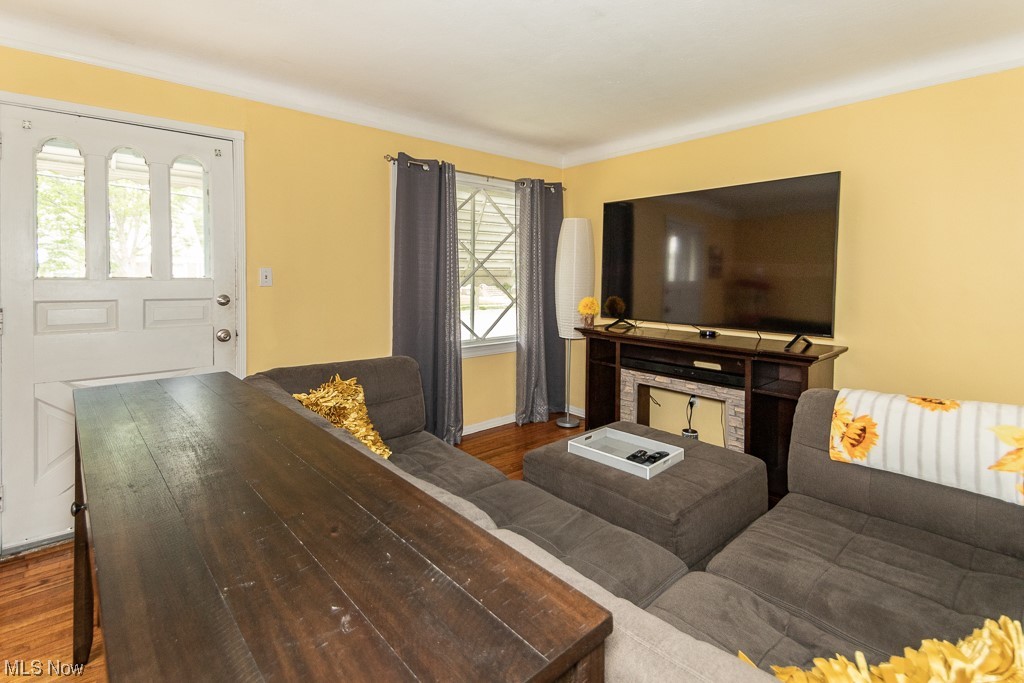 Lake Shr Boulevard-East 250th - Residential