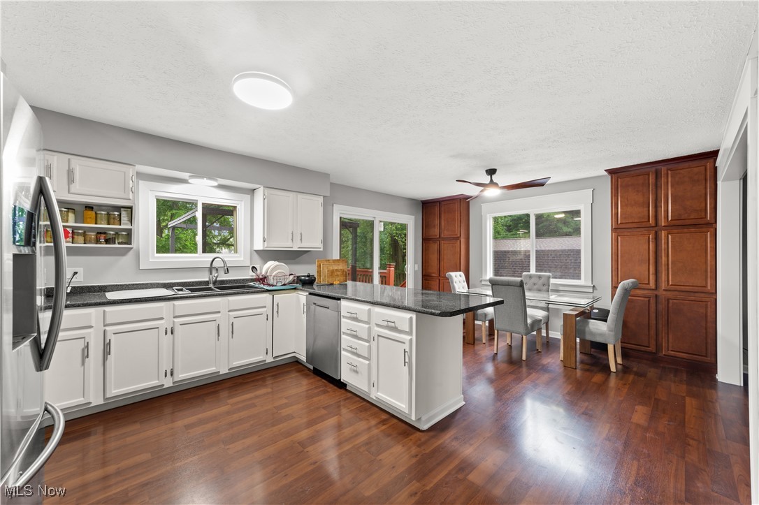 Surplus Gore - Residential