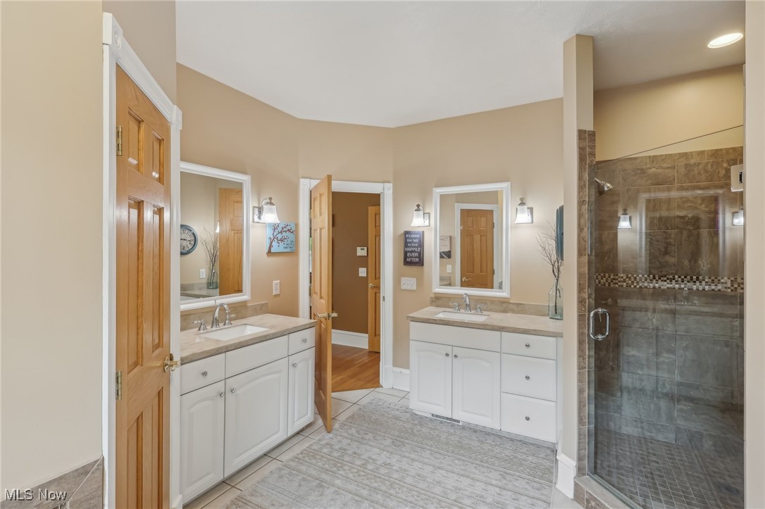 9364 Megan Court, Mentor, Ohio image 27