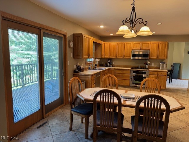 Burgess Manor - Residential