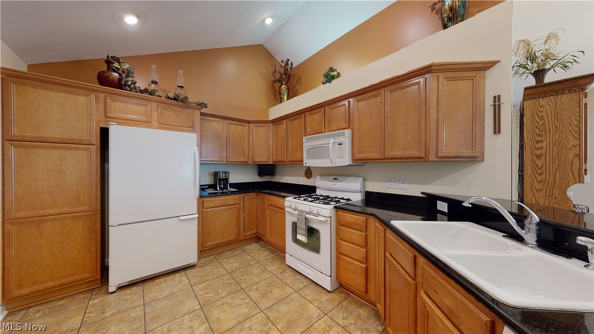 Crossings/Golden Pond Condo - Residential