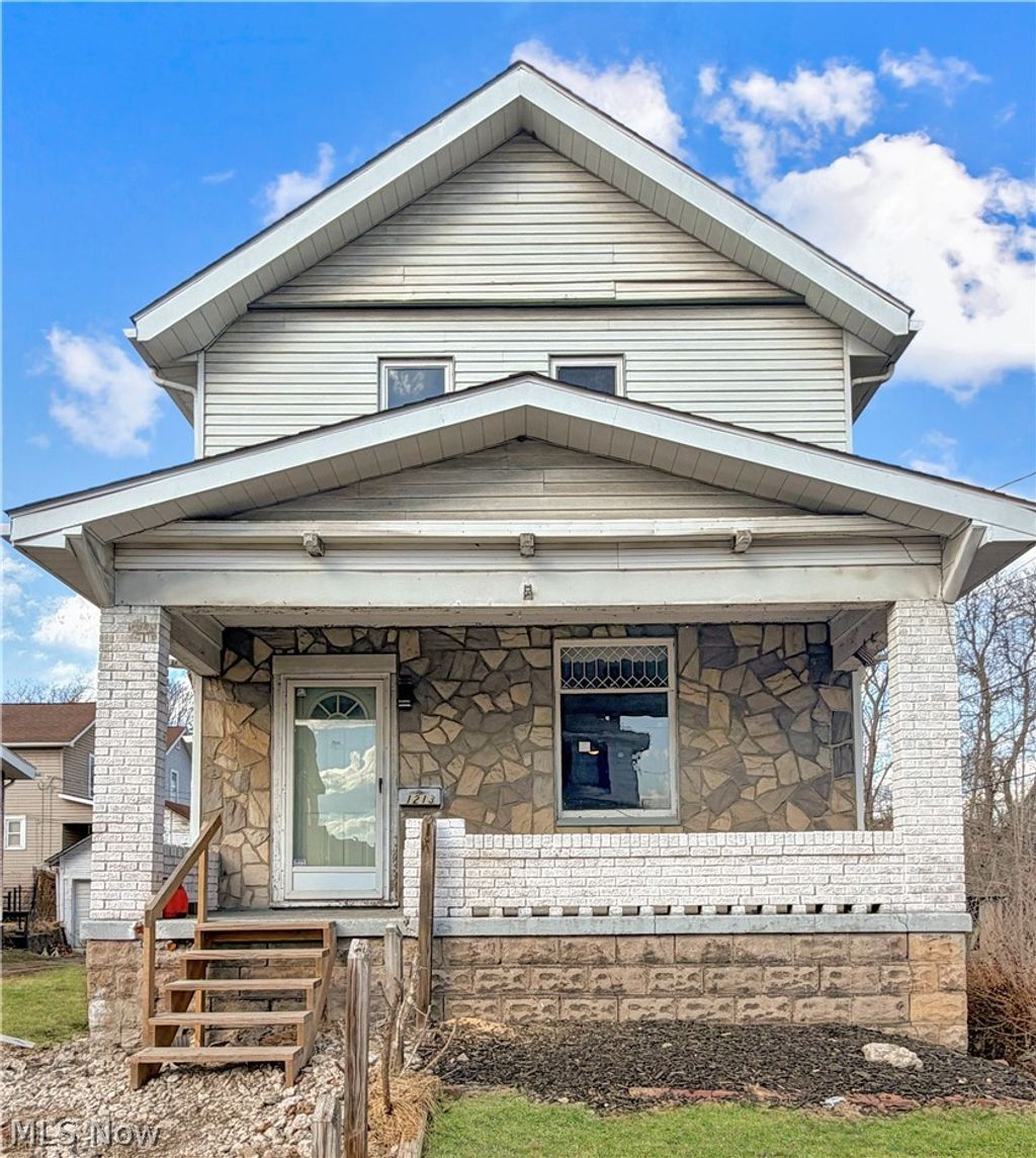 Photo of 1213 Plum Street, Steubenville, OH 43952 (MLS # 5189773)