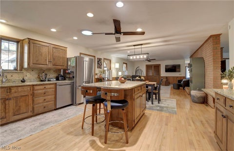 Tiny photo for 1242 Lakeview Road NW, New Philadelphia, OH 44663 (MLS # 5255359)