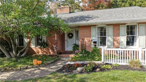 Tiny photo for 1242 Lakeview Road NW, New Philadelphia, OH 44663 (MLS # 5255359)
