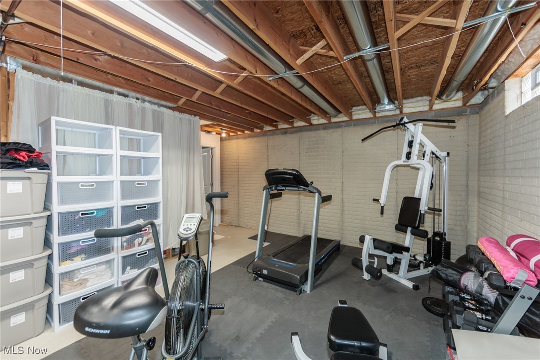 Whispering Mdws 02 - Residential