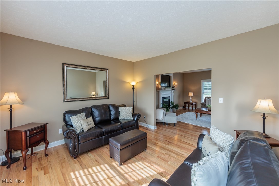 Whispering Mdws 02 - Residential