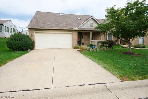 Condo For Sale - 115 Ledbury Circle<br/> Canton, OH 44721