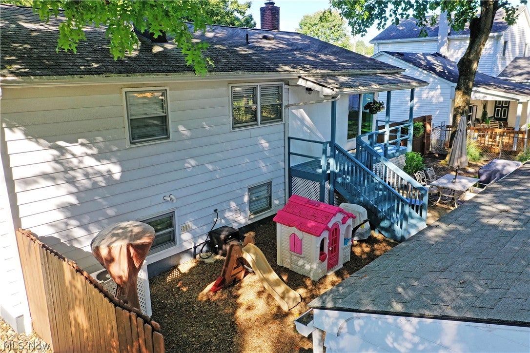 1809 Lemont Drive