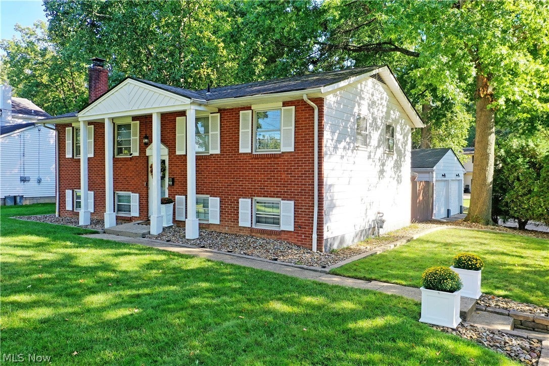 1809 Lemont Drive