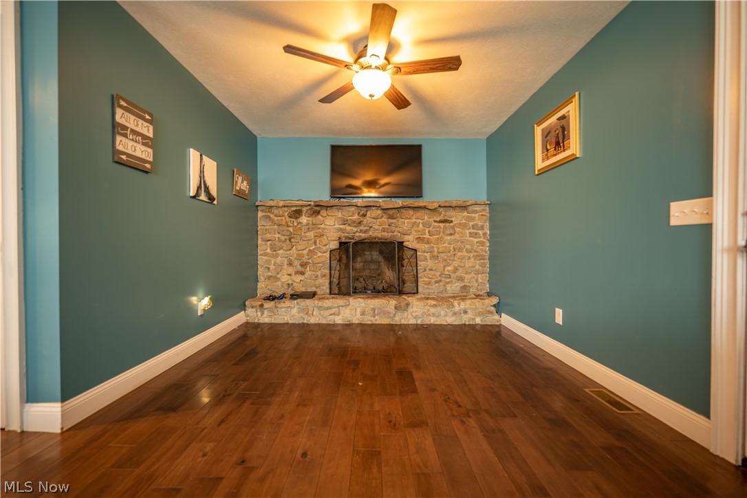 Connecticut Western Reserve - Residential