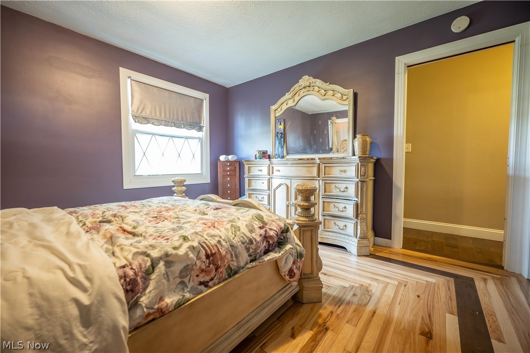 Connecticut Western Reserve - Residential