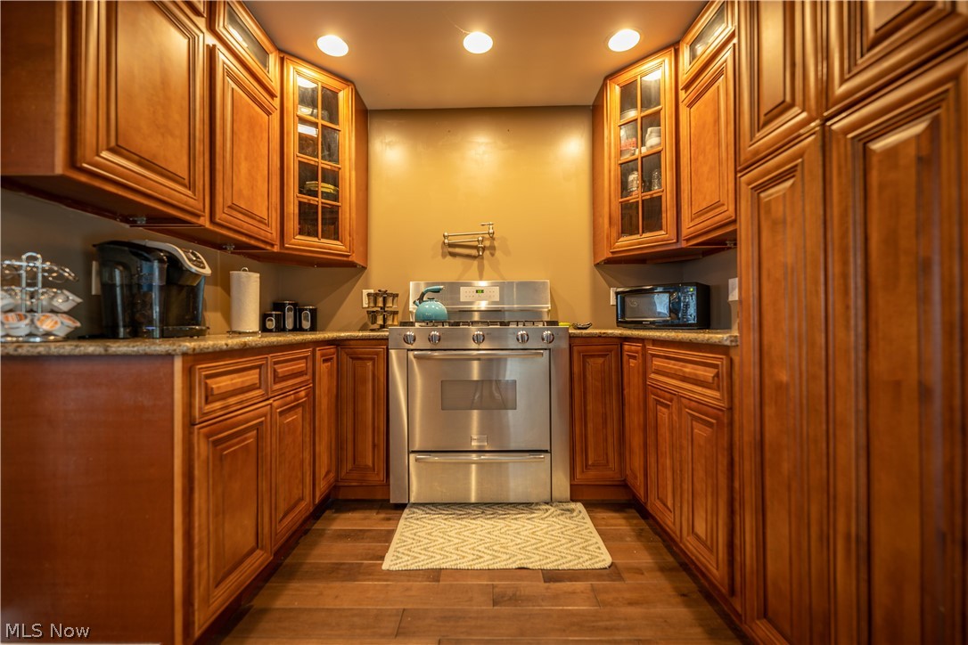 Connecticut Western Reserve - Residential