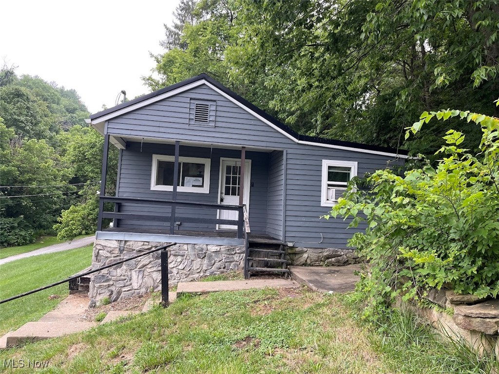 2 bedroom 1 bath bungalow with convenient laundry in the kitchen. Exterior walkout basement and a large carport complete this property. Call a local Realtor for your showing today.